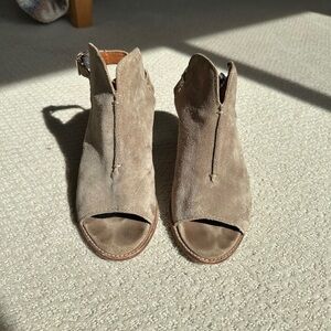 Frye Tan Suede Peep-Toe Mules